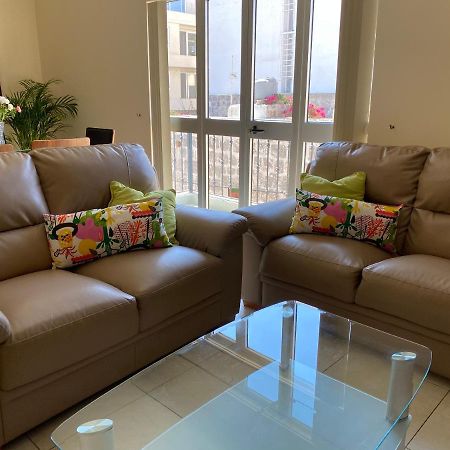 Newly Refurbished Mellieha Central Apartment Ngoại thất bức ảnh